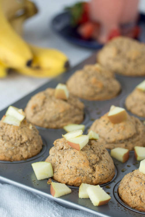 applesauce muffins - No Diets Allowed
