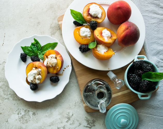 Grilled Peaches Balsamic - No Diets Allowed #Food #Foodie #Yummy #Peaches