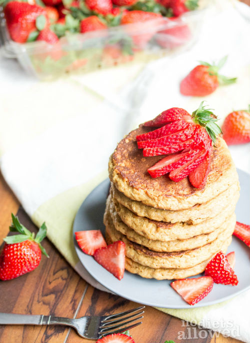 easy whole wheat pancakes- No Diets Allowed
