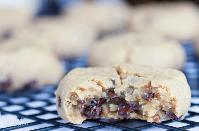 egg free chocolate chip cookies- No Diets Allowed