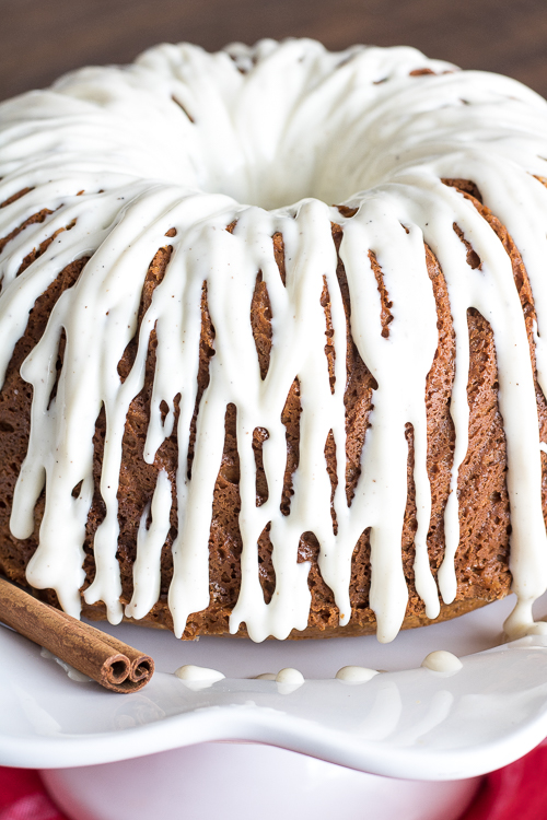 Easy Sour Cream Coffee Cake Recipe